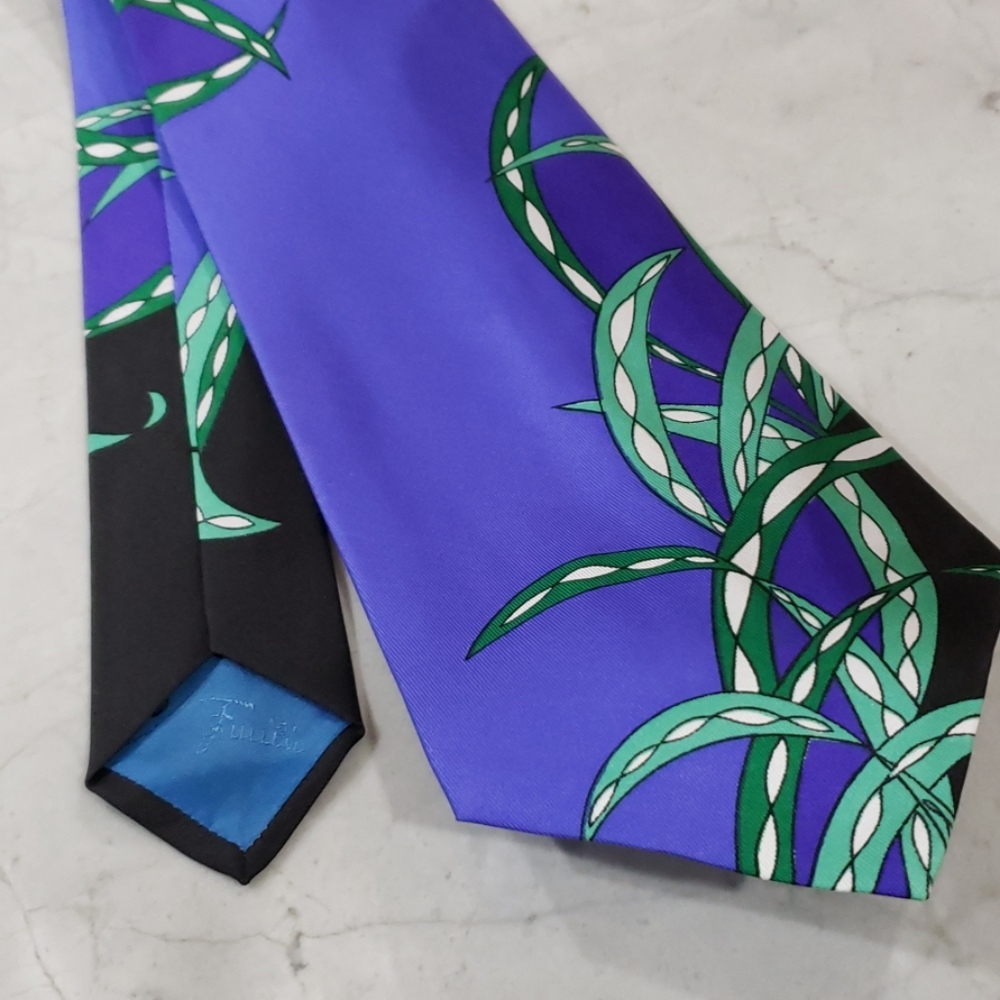 Host Pick Vintage Emilio Pucci Blue and Black Tie